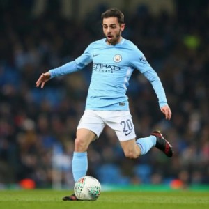 苹果手机-包含曼城巴塞罗那等豪强拟提高薪酬限制的词条