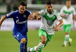 沃尔夫斯堡客场抢分坚定信心实力拼搏