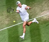 瓦伦西亚横扫对手,上演精彩连胜(瓦伦西亚横扫对手,上演精彩连胜视频) 瓦伦西亚横扫对手,上演精彩连胜(瓦伦西亚横扫对手,上演精彩连胜视频)