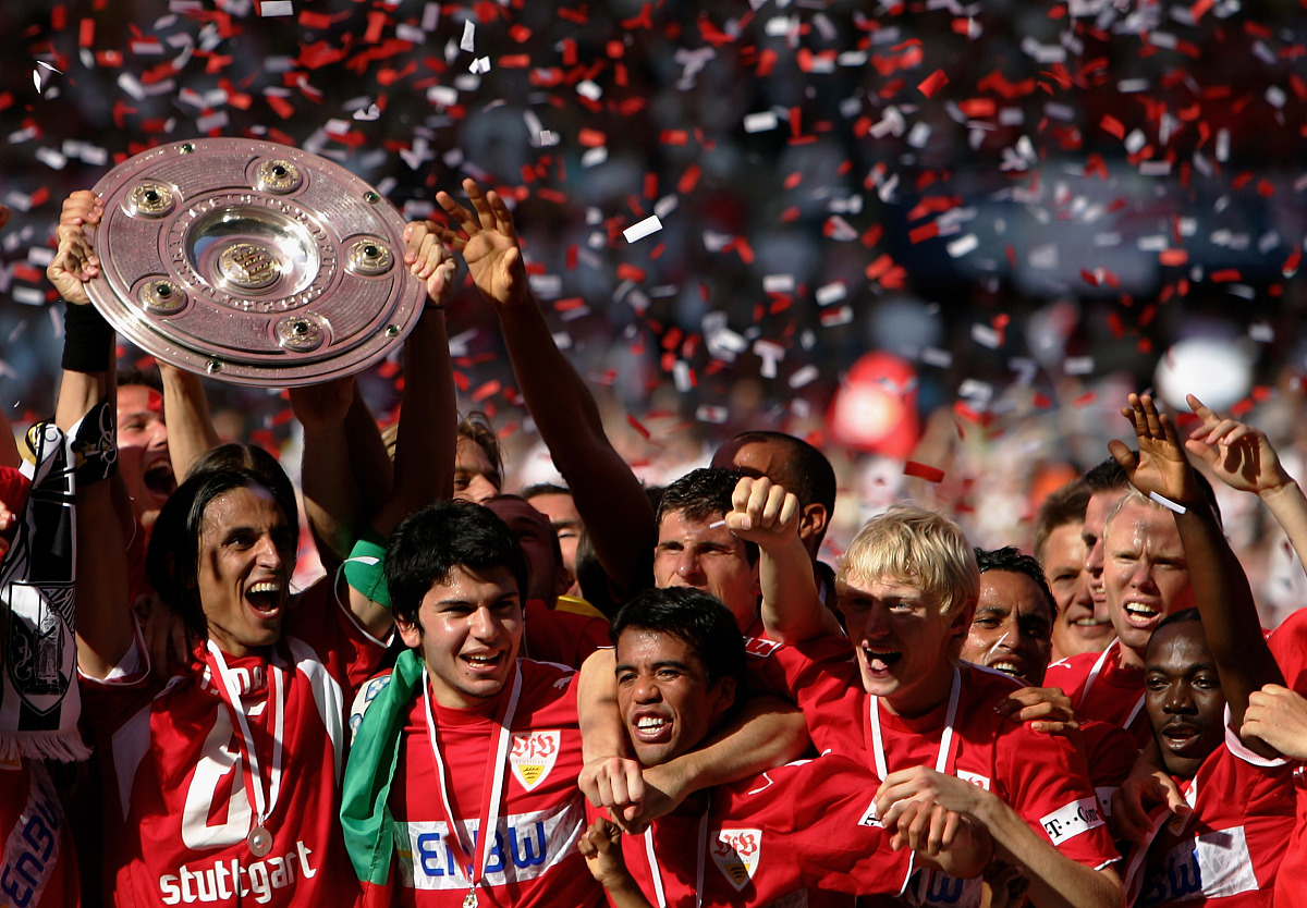 拜仁慕尼黑迎战激烈,胶着局面难分伯仲的简单介绍 拜仁慕尼黑迎战激烈,胶着局面难分伯仲的简单介绍